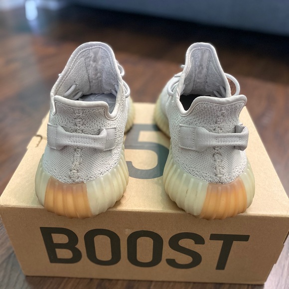 Yeezy Boost 350 V2 size 8.5 Sesame - Picture 4 of 8